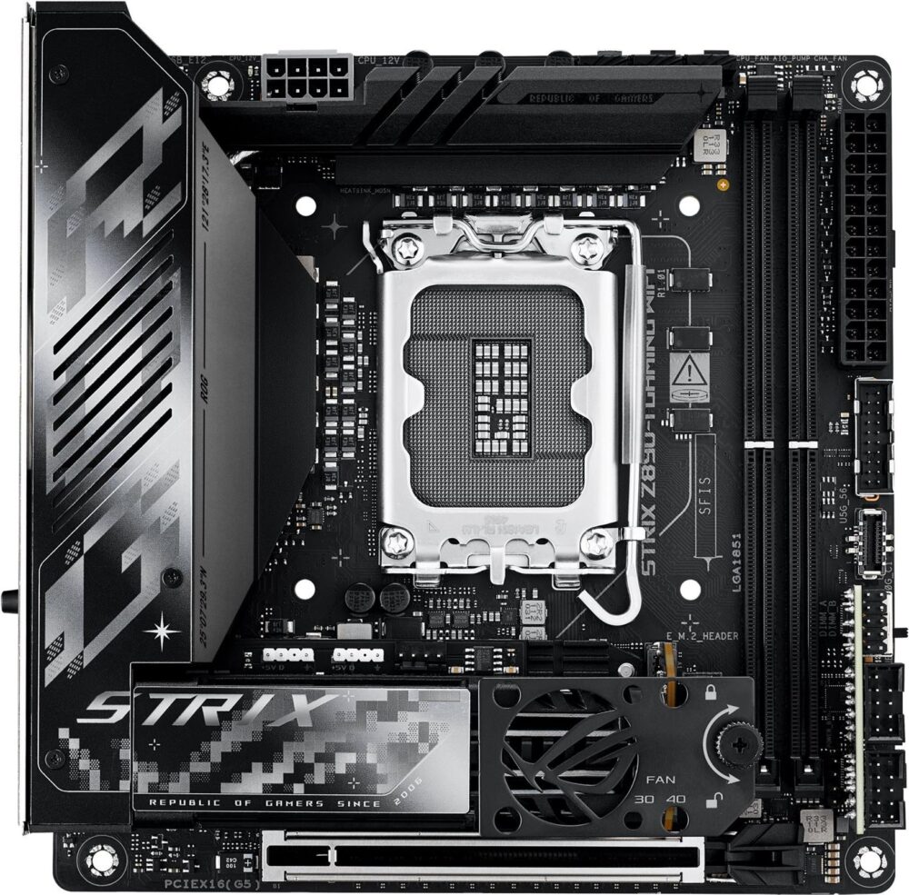 ASUS ROG STRIX Z890-I GAMING WIFI - Motherboard - Mini-ITX - LGA1851-Sockel - Z890 Chipsatz - USB4, USB-C 3,2 Gen 2x2, USB 3,2 Gen 1, USB 3,2 Gen 2 - Wi-Fi 7, Bluetooth, 2,5 Gigabit LAN - Onboard-Grafik (CPU erforderlich) - HD Audio (8-Kanal) (90MB1IC0-M0EAY1)