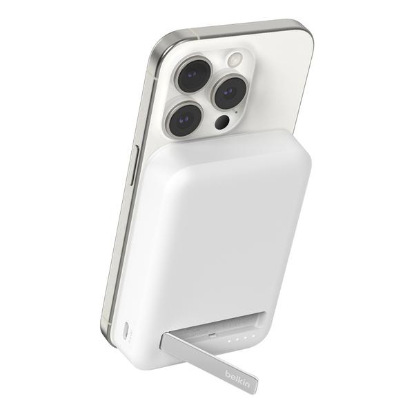 Belkin BoostCharge Pro - Power Bank induttivo - magnetico con Qi2 - 10000 mAh - 15 Watt - Ricarica rapida, PD - 2 punti di connessione in uscita (magnetico, USB-C a 24 pin)